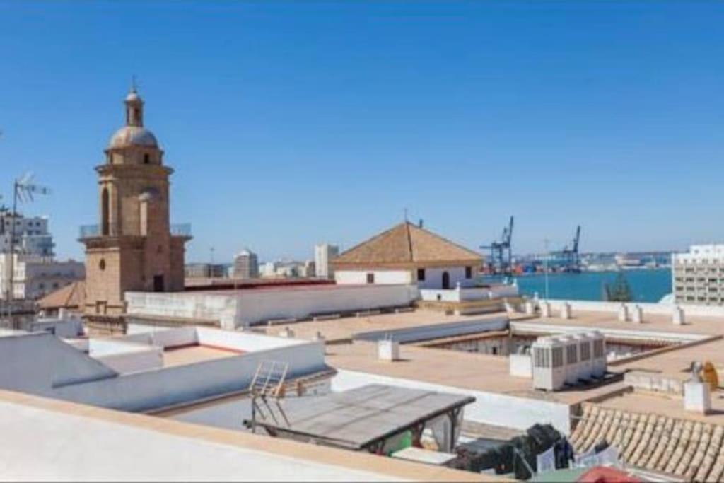 Moderno Duplex En La Tacita De Plata Apartment Cadiz Exterior photo